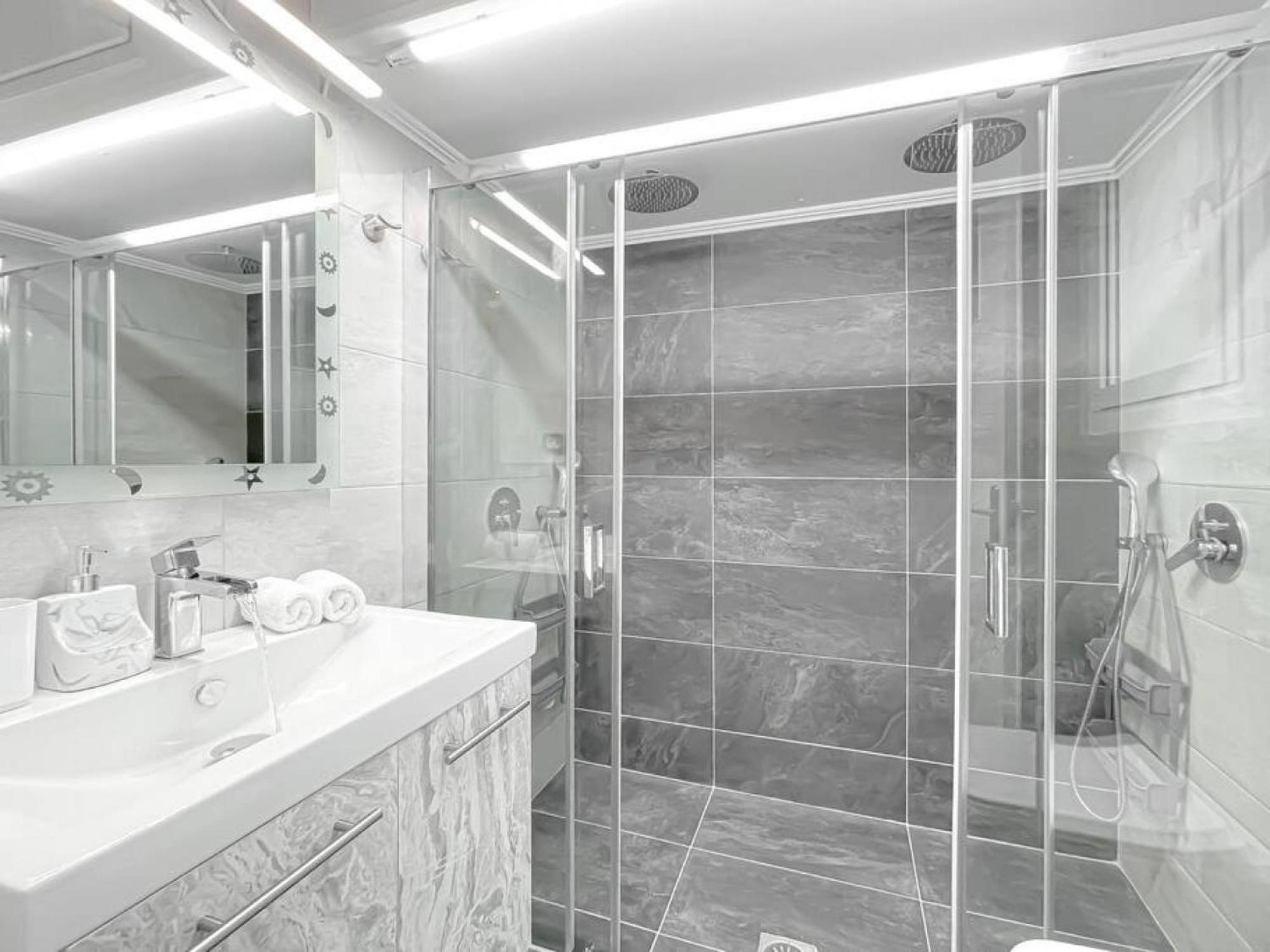 Apartment Amazing View 2br | Heart Of