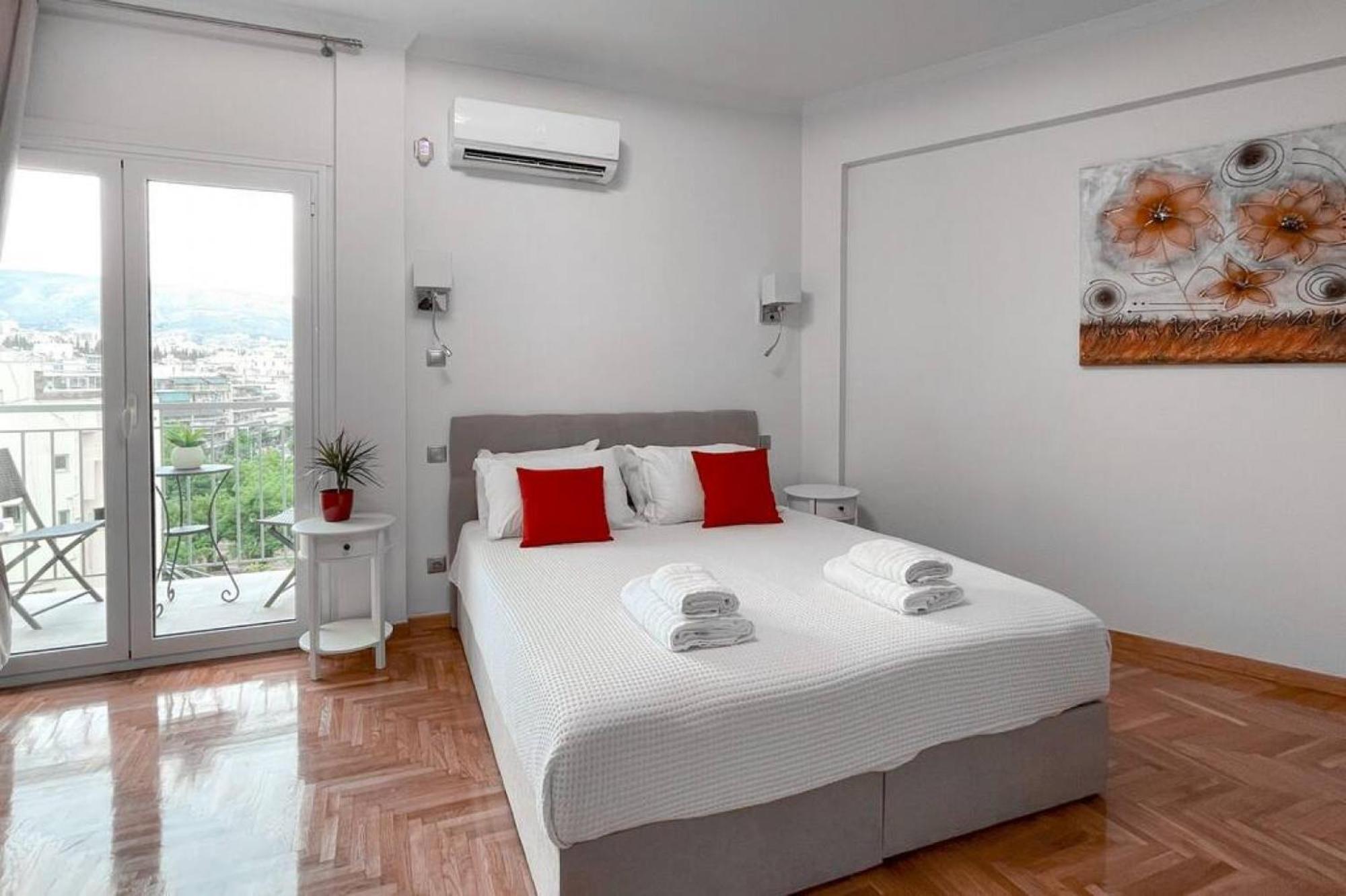 Amazing View 2br | Heart Of Apartment Athens