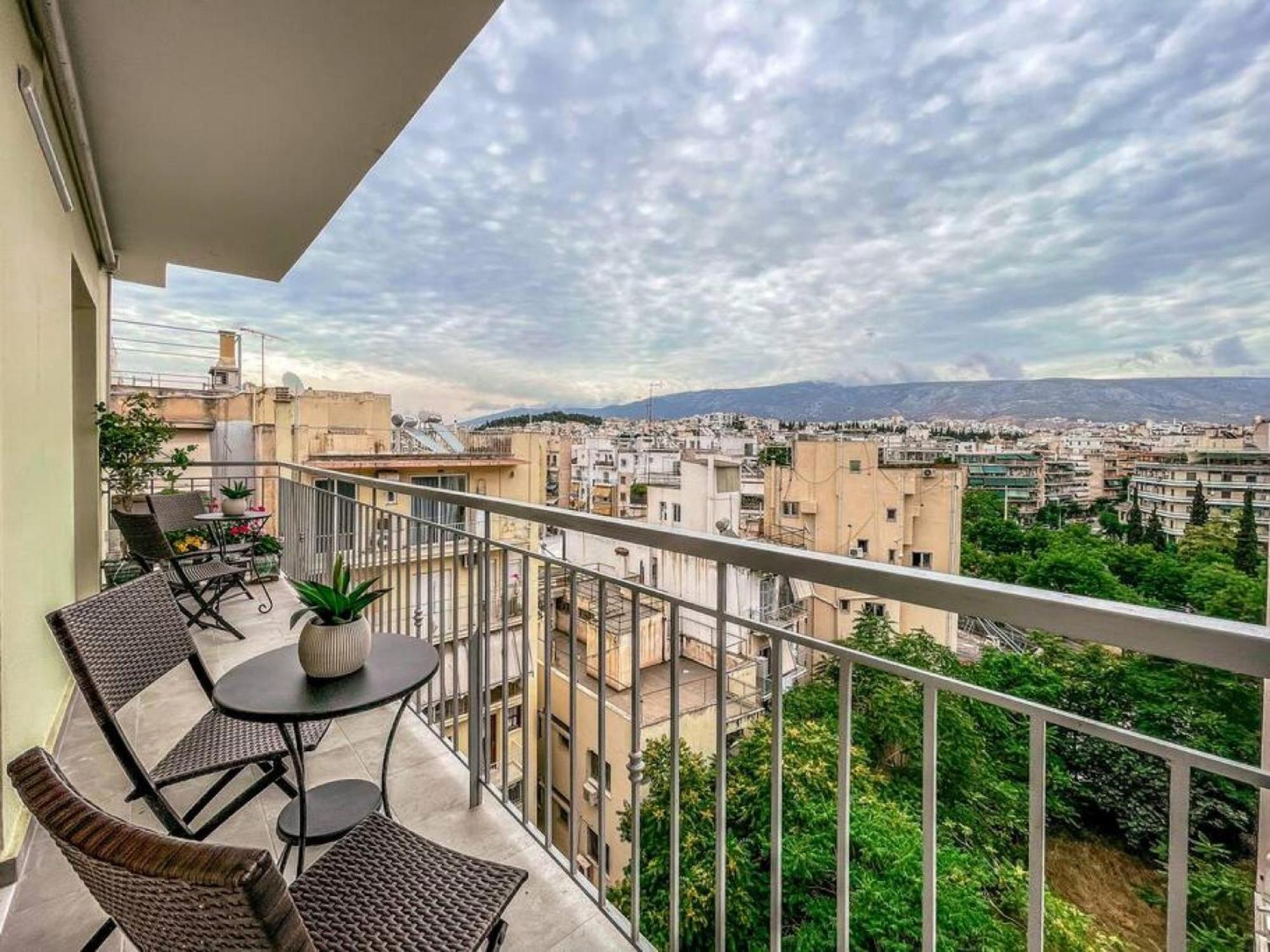 Amazing View 2br | Heart Of Athènes